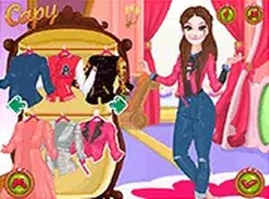 Princesses Visiting Beauty Dress-Up Game